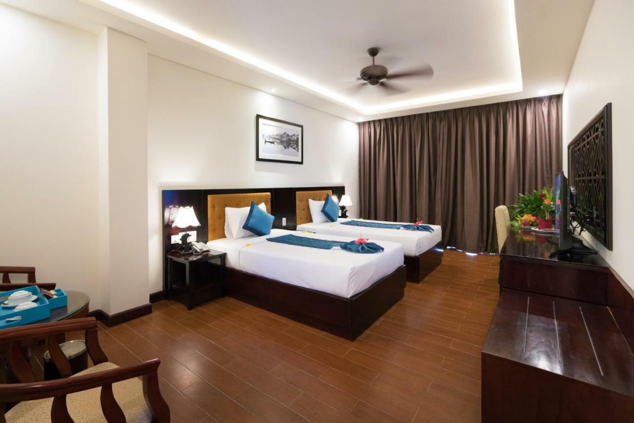 Pearl River Hoi An Hotel & Spa Bagian luar foto