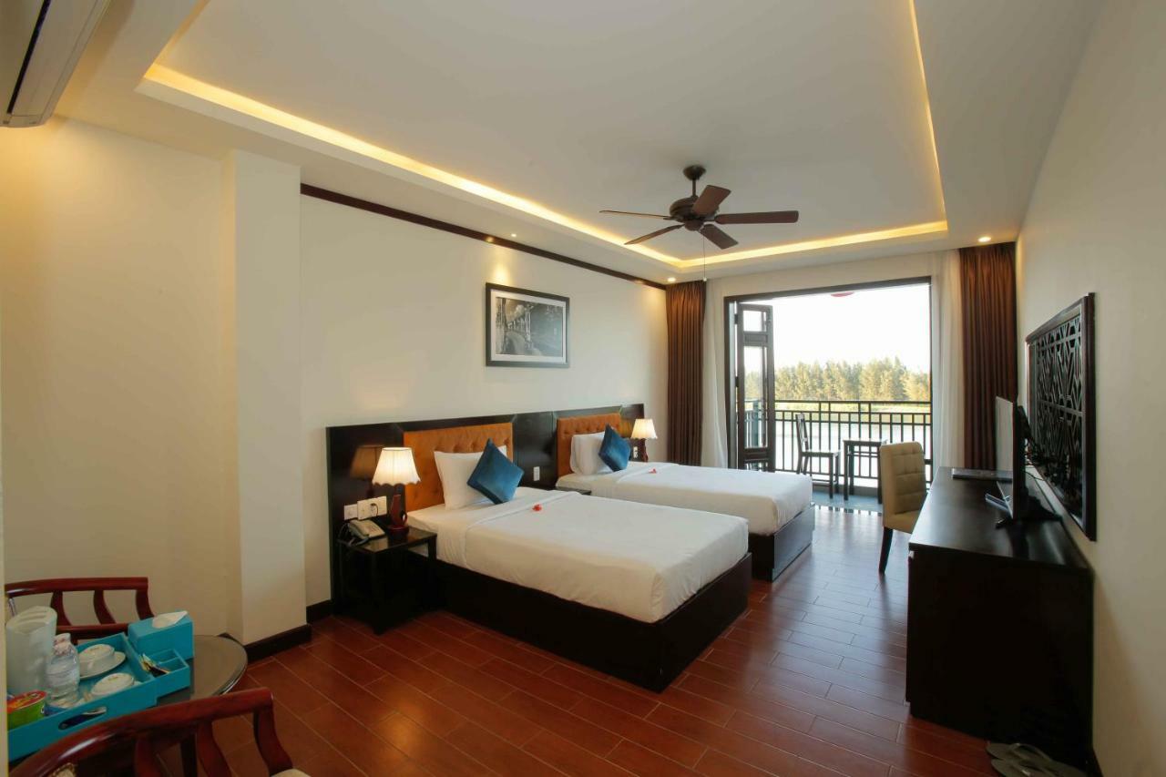 Pearl River Hoi An Hotel & Spa Bagian luar foto